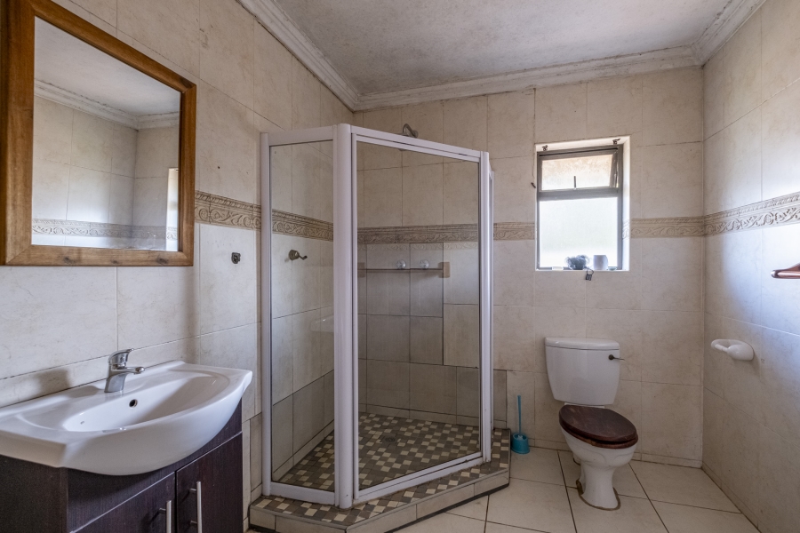 9 Bedroom Property for Sale in Summerstrand Eastern Cape